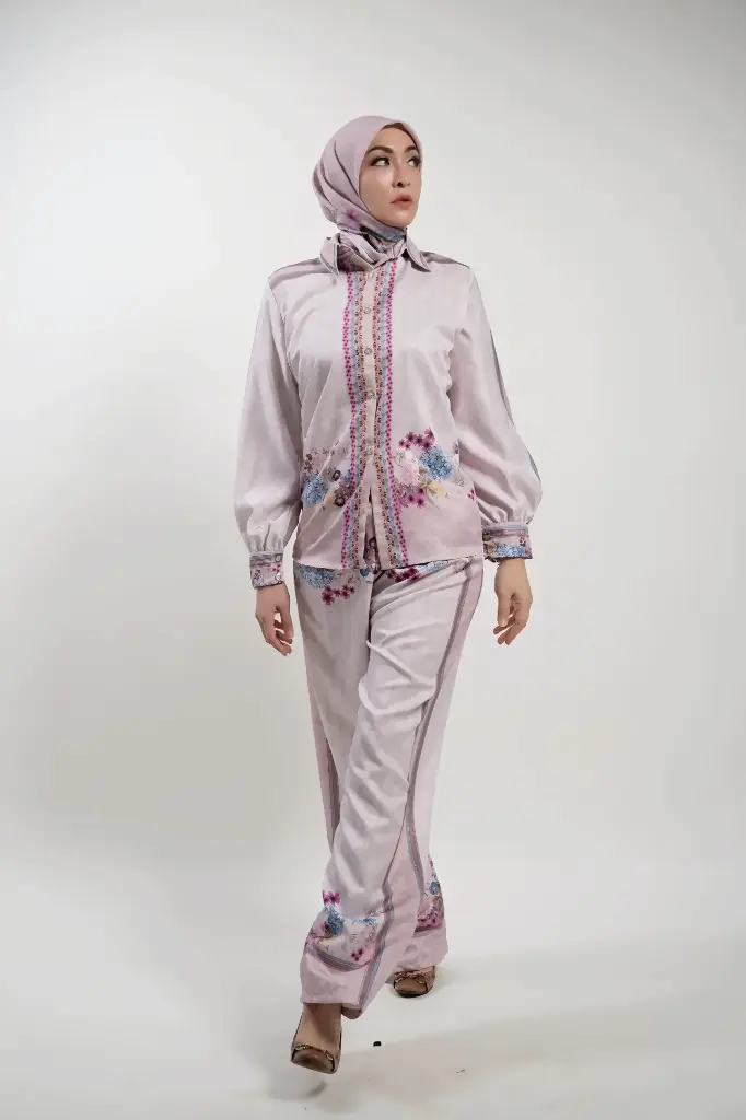 HOA REGULER SET CEL SORAYA