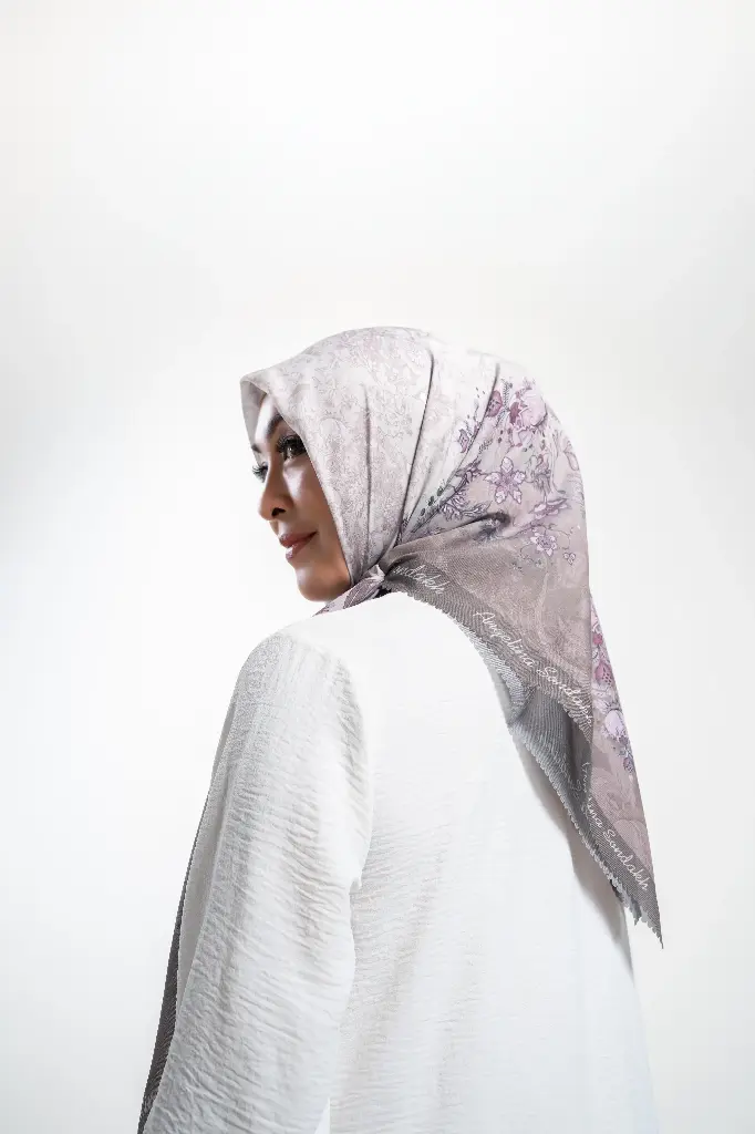 HOA REGULER HIJAB VIOLA PRIVE